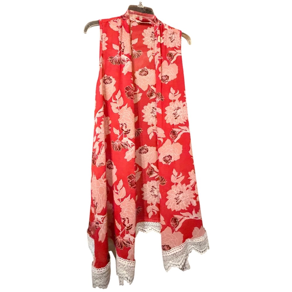 You and I Red Floral Lace Trim Sleeveless Open Front Vest‎ Cardigan Boho